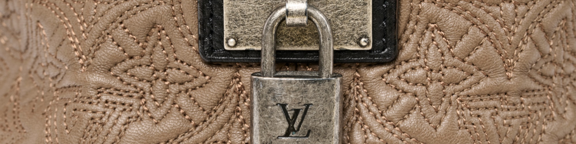 Signature Style: Luxury Handbags
